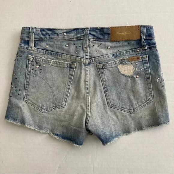 Joe’s Jeans Kerille Beaded Distressed Denim Jean Shorts Size 26 - Picture 2 of 8